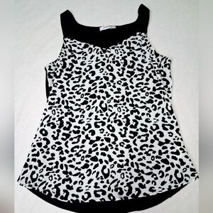 4/20$➡️ Ricki's Monochrome Leopard Print Blouse